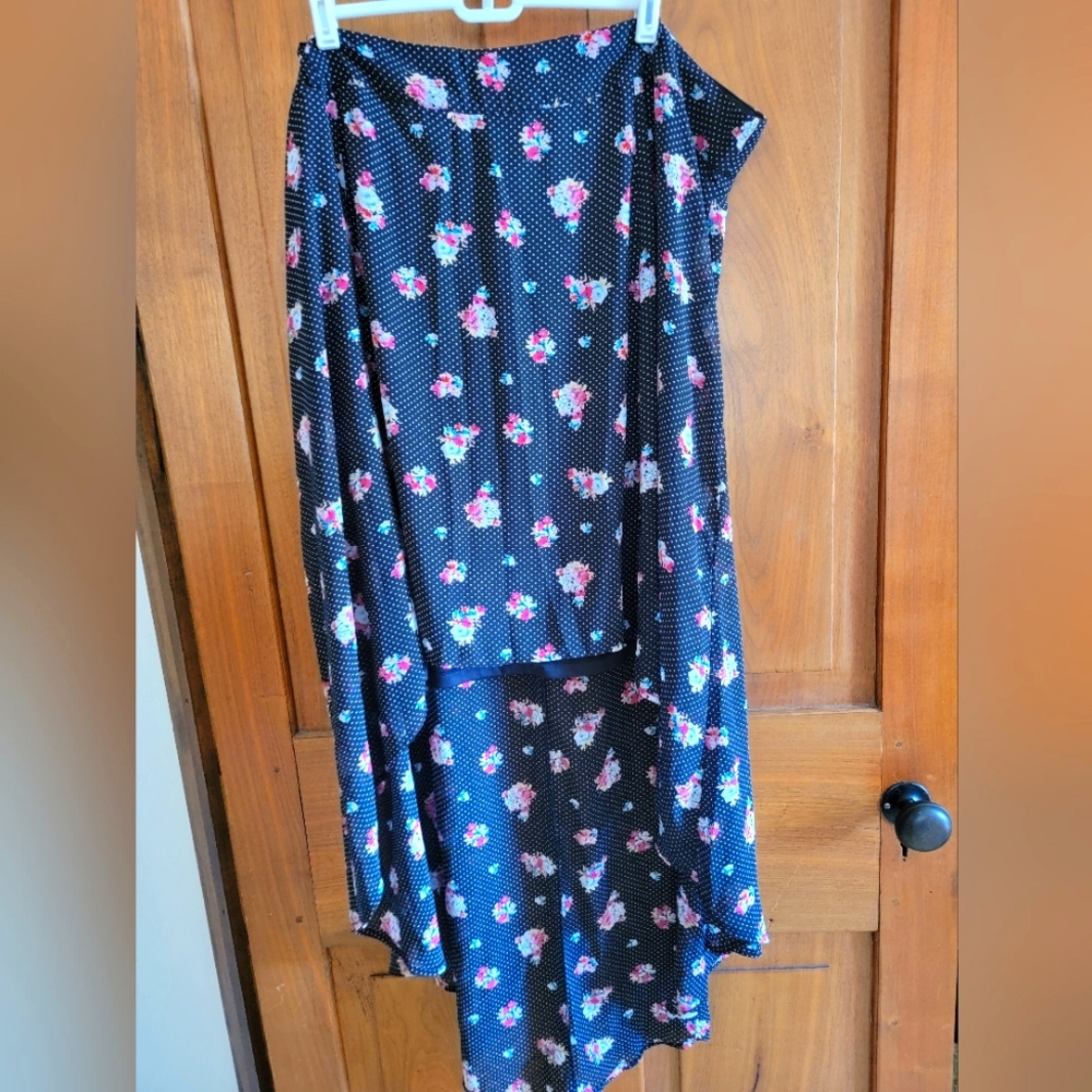 Polka-dot Floral Hi-Low Skirt